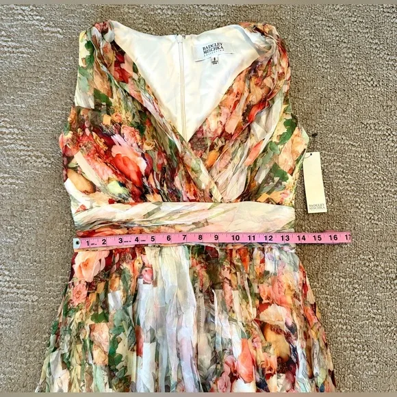 Badgley Mischka Floral Gown - Picture 6 of 10